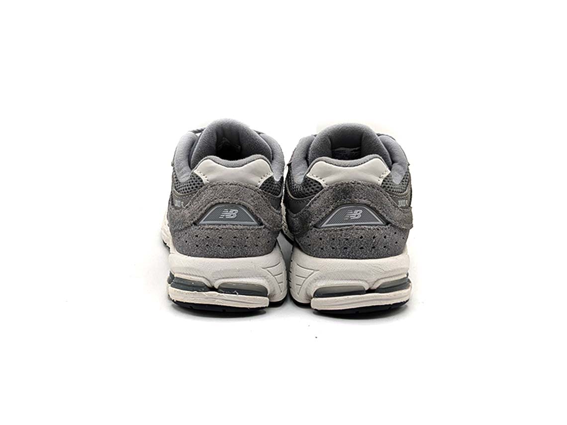 New Balance 2002R