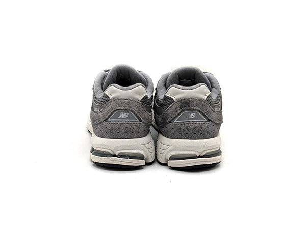 New Balance 2002R