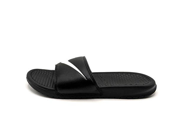 Nike Benassi Swoosh Slides