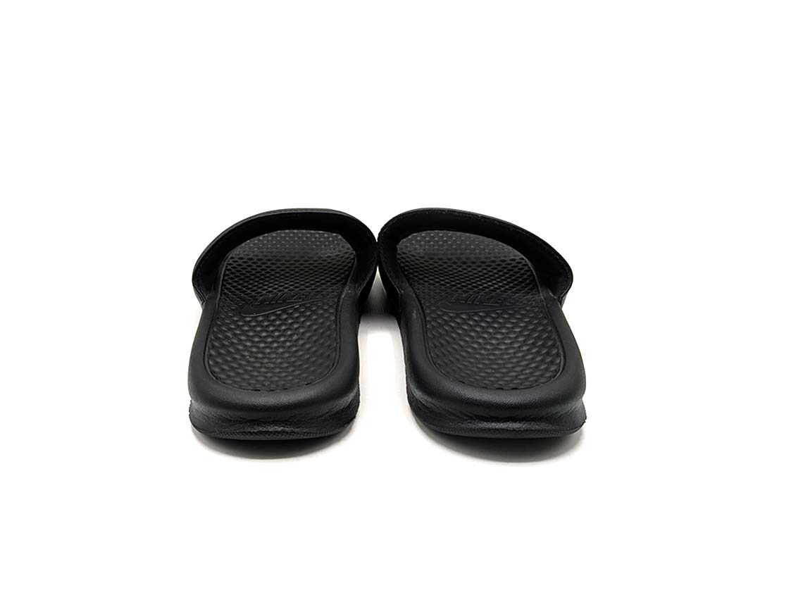 Nike Benassi Swoosh Slides