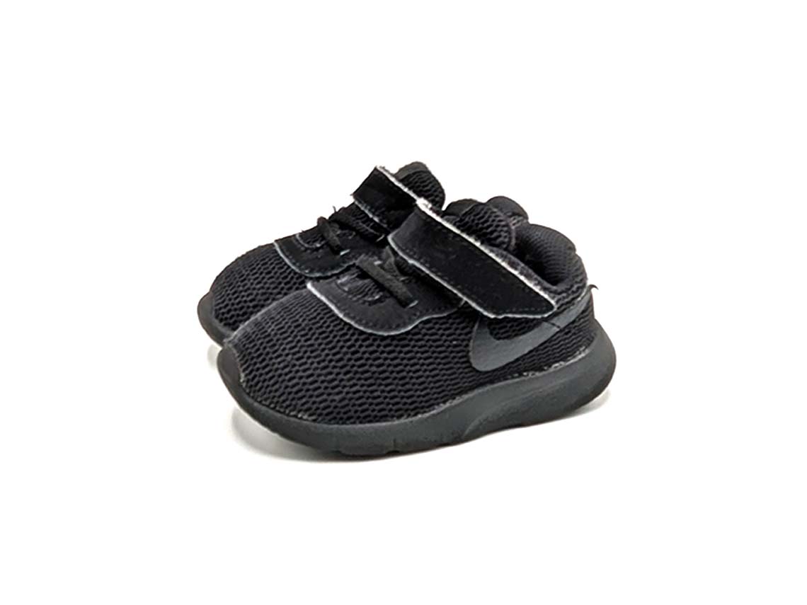 Nike Tanjun