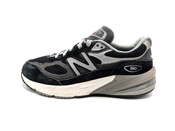 New Balance 990v6
