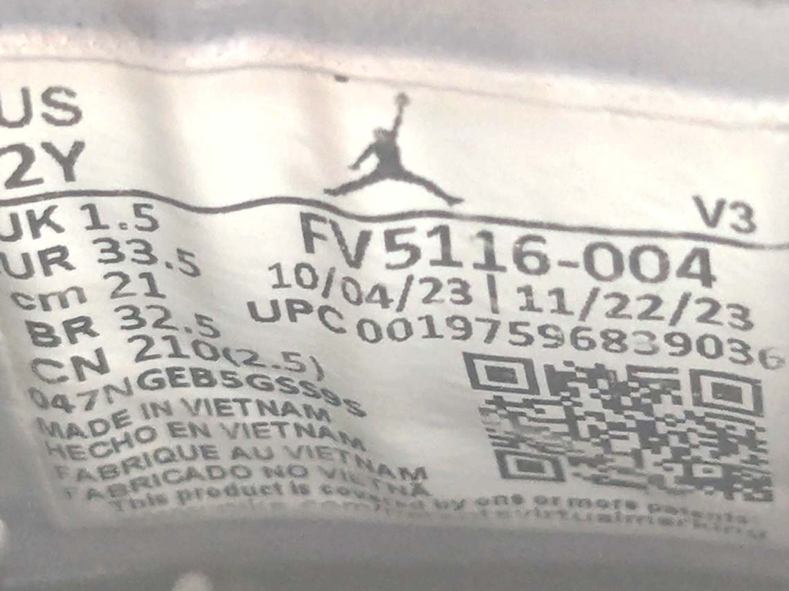 Jordan 11 Retro Low