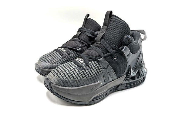 Nike LeBron Witness 7