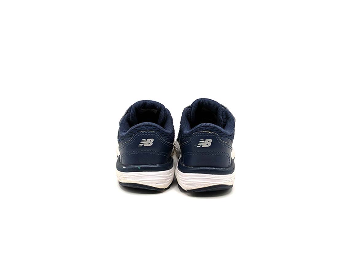 New Balance 680v6