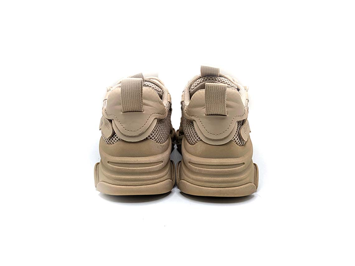 Steve Madden