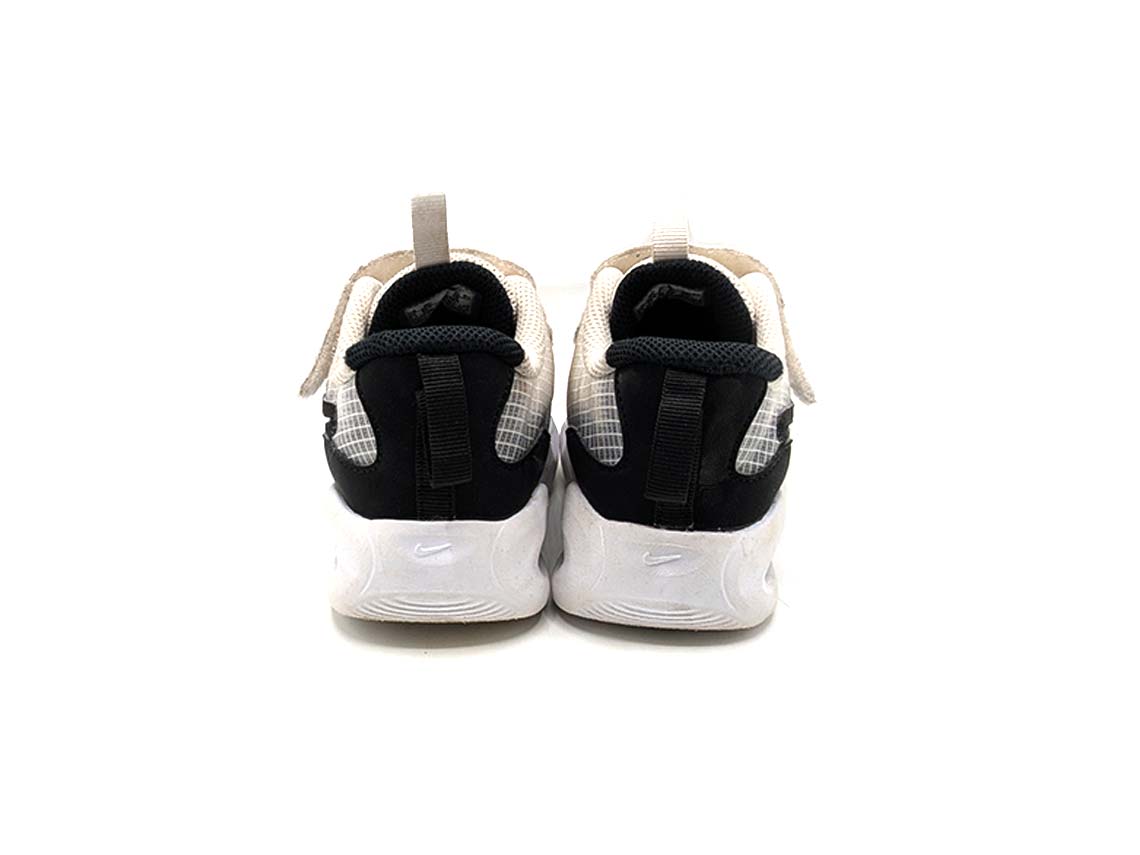 Nike Air Max Nova