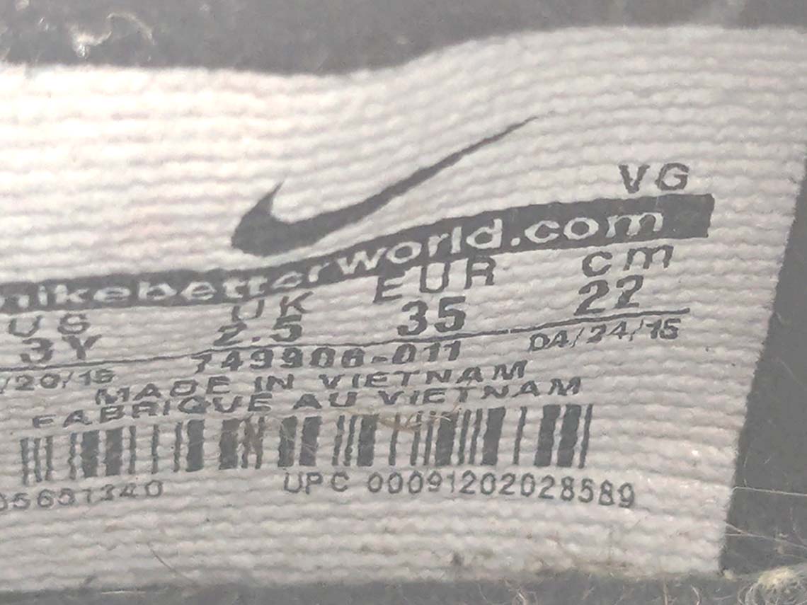 Nike Junior Bravata firm-ground soccer