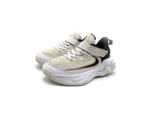 Nike Motiva