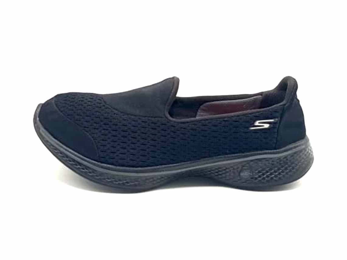 Skechers Go Walk 4
